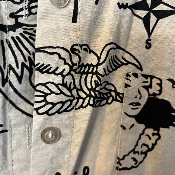 Women’s Traditional Japanese style ink tattoo short sleeve button down. Size S/M - Picture 4 of 10
